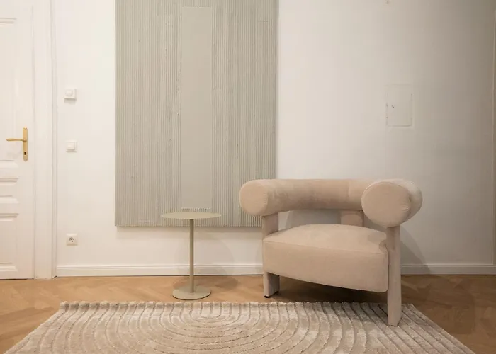 Stylish & Modern 90m2 Flat In Prime Location Apartamento