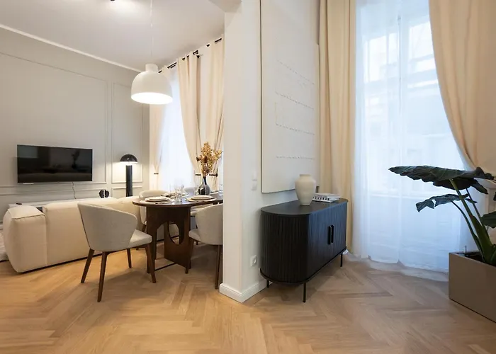 Stylish & Modern 90m2 Flat In Prime Location