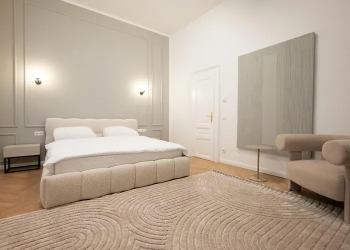 Stylish & Modern 90m2 Flat In Prime Location Apartamento Viena