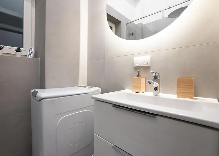 Stylish & Modern 90m2 Flat In Prime Location * Viena