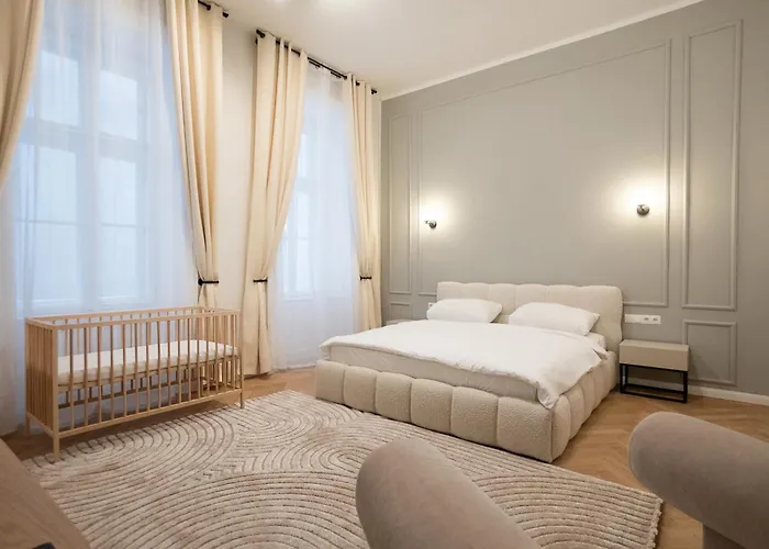 Stylish & Modern 90m2 Flat In Prime Location Apartamento