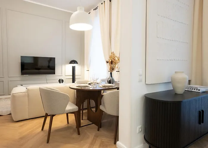 Stylish & Modern 90m2 Flat In Prime Location *