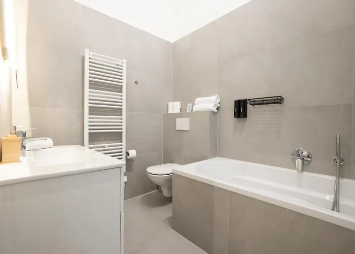 Stylish & Modern 90m2 Flat In Prime Location Viena