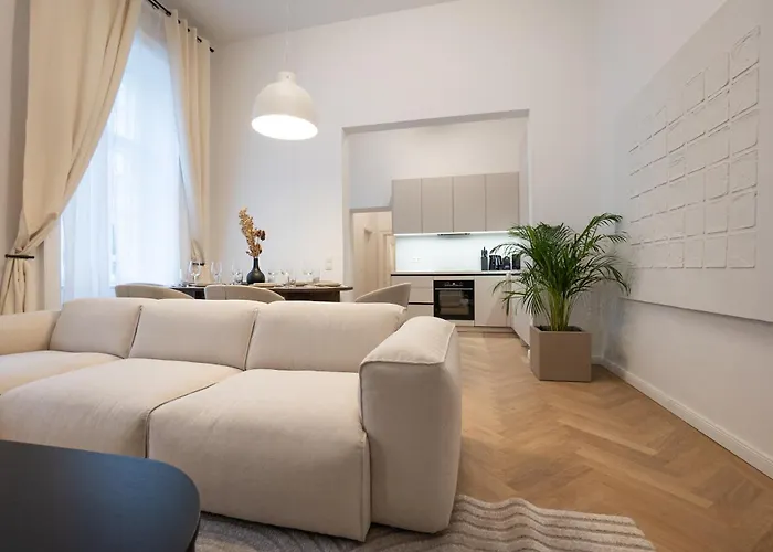 Stylish & Modern 90m2 Flat In Prime Location